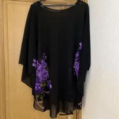 黒いフレアシルエット紫花柄ダンス衣装