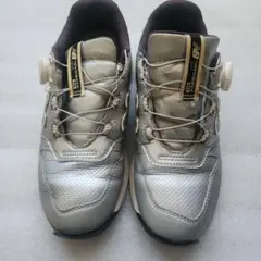 New Balance ゴルフシューズ シルバー
