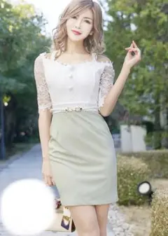 【新品】上品なレース袖つきドレス