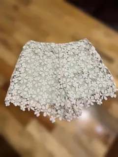 花柄レースショートパンツ