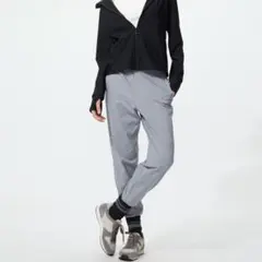 UNIQLO ウルトラストレッチアクティブジョガーパンツ