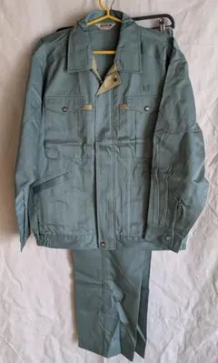 青緑色ジャケット・パンツセット（作業着）