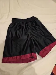 黒赤ハーフパンツ ゴムウエスト