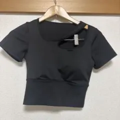 ピラティス　トップス