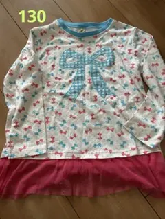 長袖トップス　裾レース
