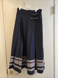 axes femme POETIQUE ネイビー プリーツスカート 裾ラインのサムネイル