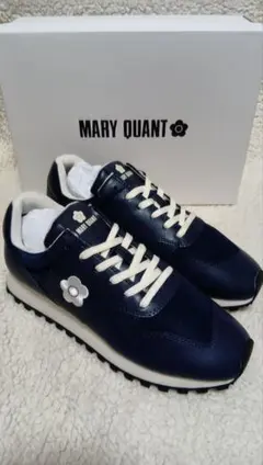 MARY QUANT　マリークワントオンライン限定 スニーカー ネイビーＬサイズのサムネイル