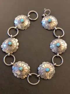 VINTAGE NAVAJO ターコイズ11連 バングル 美品 シルバー925 VINTAGE NAVAJO ターコイズ11連 バングル 美品 シルバー925 - メルカリ