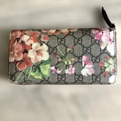 ✨未使用級✨グッチ 長財布 GGブルームス スプリーム ラウンドジップ 