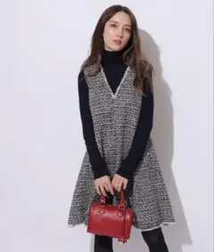 新品未使用Apuweiser-riche ツイードノースリーブワンピース Apuweiser-riche - ツイードフリンジタイトニットワンピースの