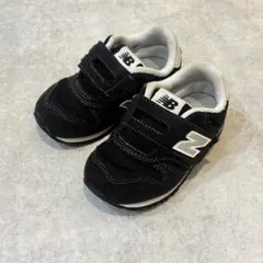 ニューバランス 373 13.5cm ブラック