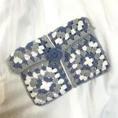 ブックカバー　編み物　ハンドメイド　かぎ針　グラニースクエア