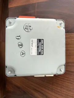 Tiger Engineering ZVW30ボルテージセンサー8個セット rokusho.jpg