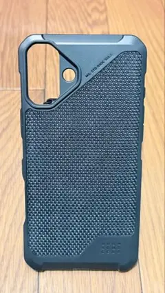 URBN ARMOR GEAR 耐衝撃ケース　iPhone16plus