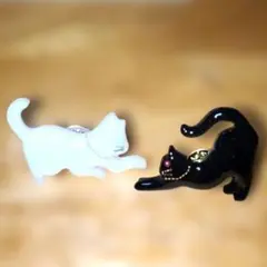 猫デザイン ピンバッチ 2点セット