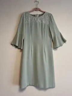 美品☆♡ミントグリーン 胸元レースワンピース