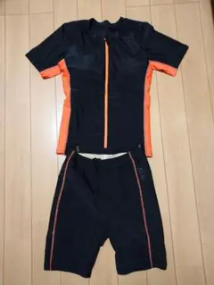 黒/オレンジ 半袖スポーツ用水着 上下セット