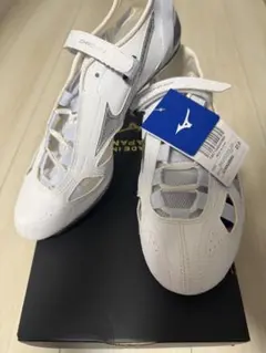 日本製　ミズノ クロノインクス 25th　オールウェザートラック専用 27cm