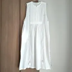 Porter des boutons ラダーエンブロイダリーワンピース