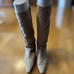 ベージュ スエード ロングブーツ 高ヒール