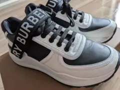 BURBERRY　バーバリー　ロニースニーカー37のサムネイル