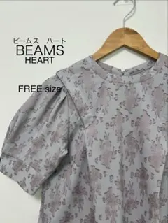 BEAMS HEART ビームスハート花柄ジャガード 半袖 ブラウス 未使用のサムネイル