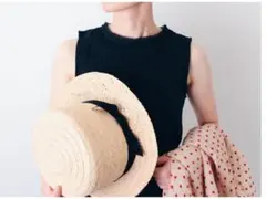 chambre de charmeフライス衿フリルヨーク切替ノースリプルオーバー