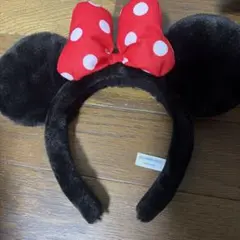 ミニーマウス カチューシャ 赤いリボン