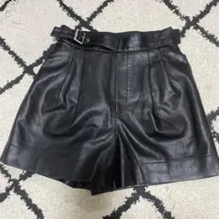 LEEGA】 ショートパンツ キュロット 黒 F ワイド Aライン 本革 - メルカリ