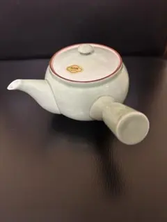 有田焼 薄緑 急須 ステンレス茶こし付き