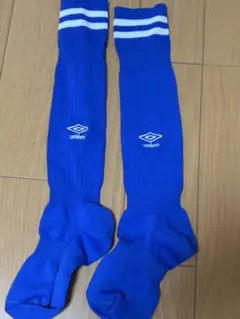 umbro サッカーソックス 青 ストライプ　子供用