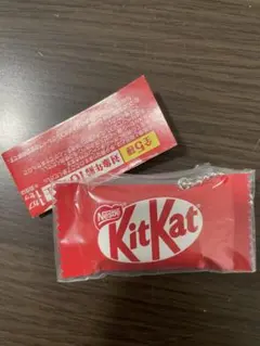 KitKat ガチャガチャ ミニチュア キーホルダー