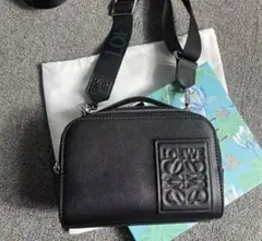 美品~~ブラック ショルダーバッグ