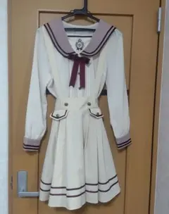 美品 アマベル Amavel 白ブラウス+緑スカート+レース付ボリューム