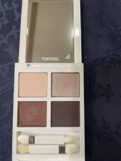 TOM FORD ソレイユアイカラークォード 002 シャレーラスト - メルカリ