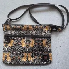 【美品】オニツカタイガー サコッシュ ショルダーバッグ ブラック