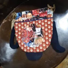 パッチワークデザインのショルダーバッグ