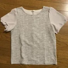 GLACIER グレー系 フリル付き半袖Tシャツのサムネイル