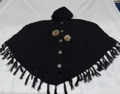 黒いニットポンチョ フリンジ付き