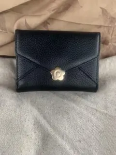 MARY QUANT 三つ折り財布 ブラック シーリングDレターミニウォレット