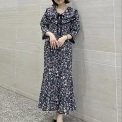 美品⭐︎LILLIANCARATスクエアフリルマーメイドワンピース