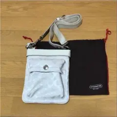 コーチ