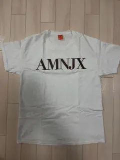 平本蓮　AMNJX ロゴプリント Tシャツ ホワイトのサムネイル