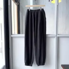 comoli 25ss フェードブラックニータックパンツ 2 - メルカリ