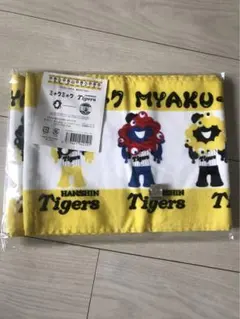 ミャクミャク 阪神タイガース マフラータオル - メルカリ
