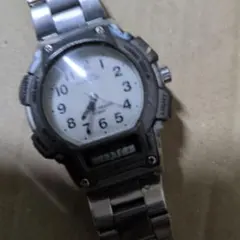 稼働品.アナログ腕時計 デジタル表示付き