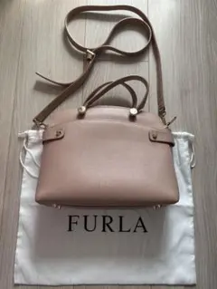 フルラ　ショルダーバッグ　FURLA ピンク　中古