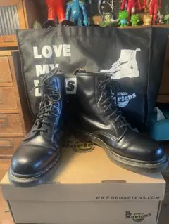 Dr.Martens ドクターマーチン 8ホール