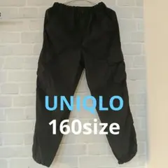 160サイズ　UNIQLO　ブラック　カーゴパンツ　黒　キッズ