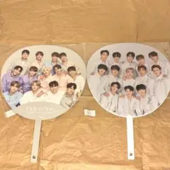 seventeen うちわ 集合